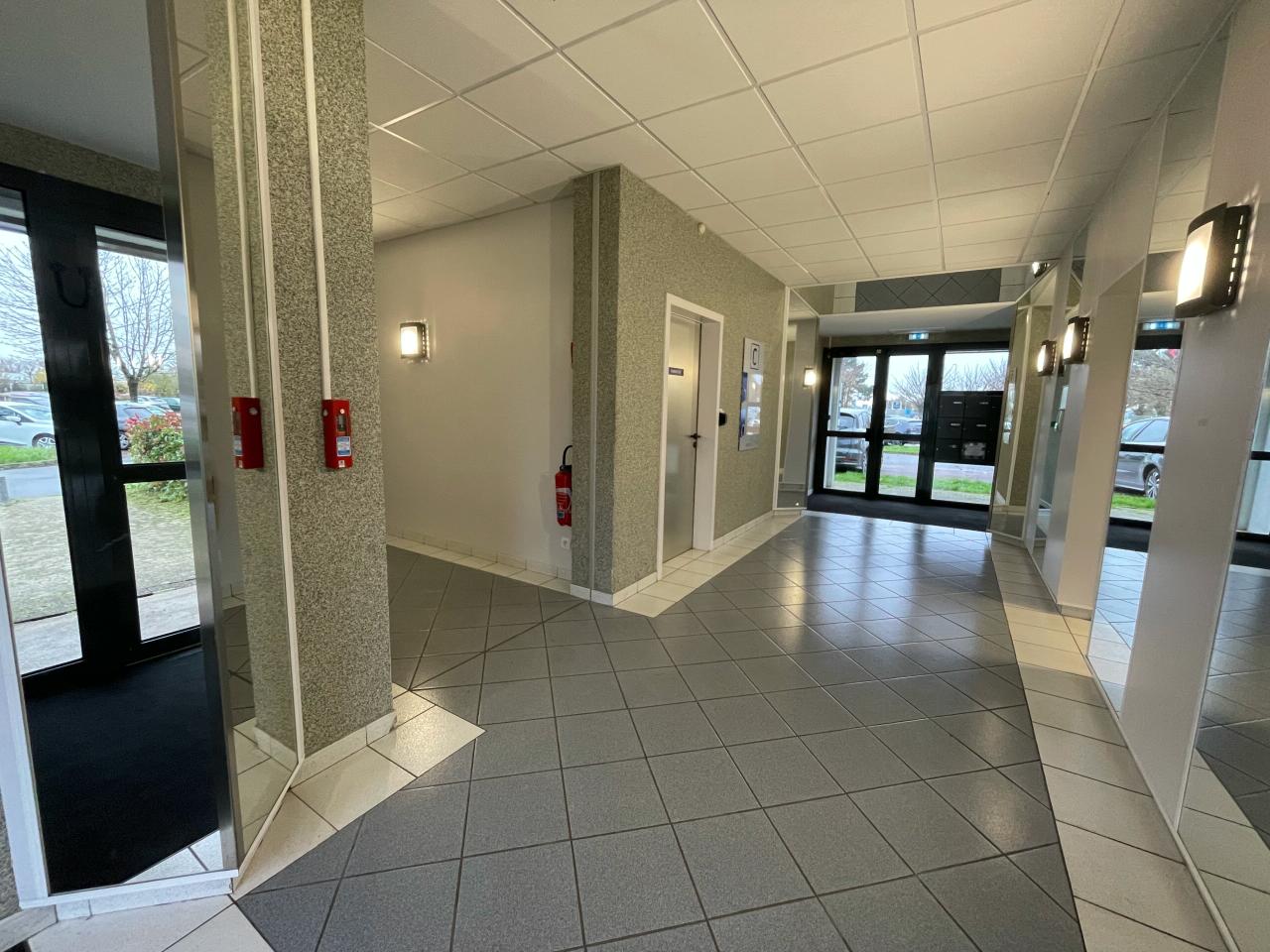 Bureau Bouguenais 124m² Location bureau Bouguenais Loire-Atlantique OLBUR2427941 6